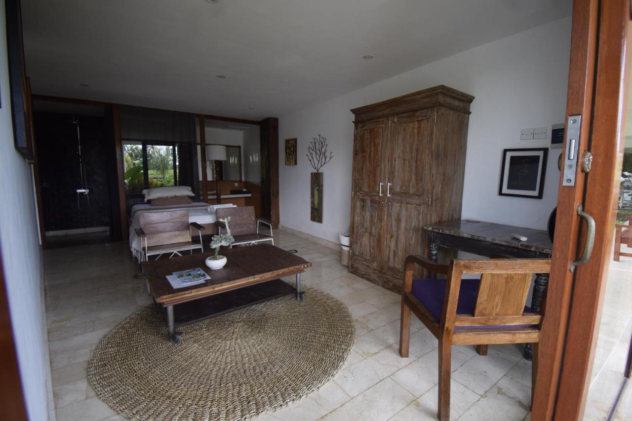 Villa Lotus 8 Canggu  Ngoại thất bức ảnh