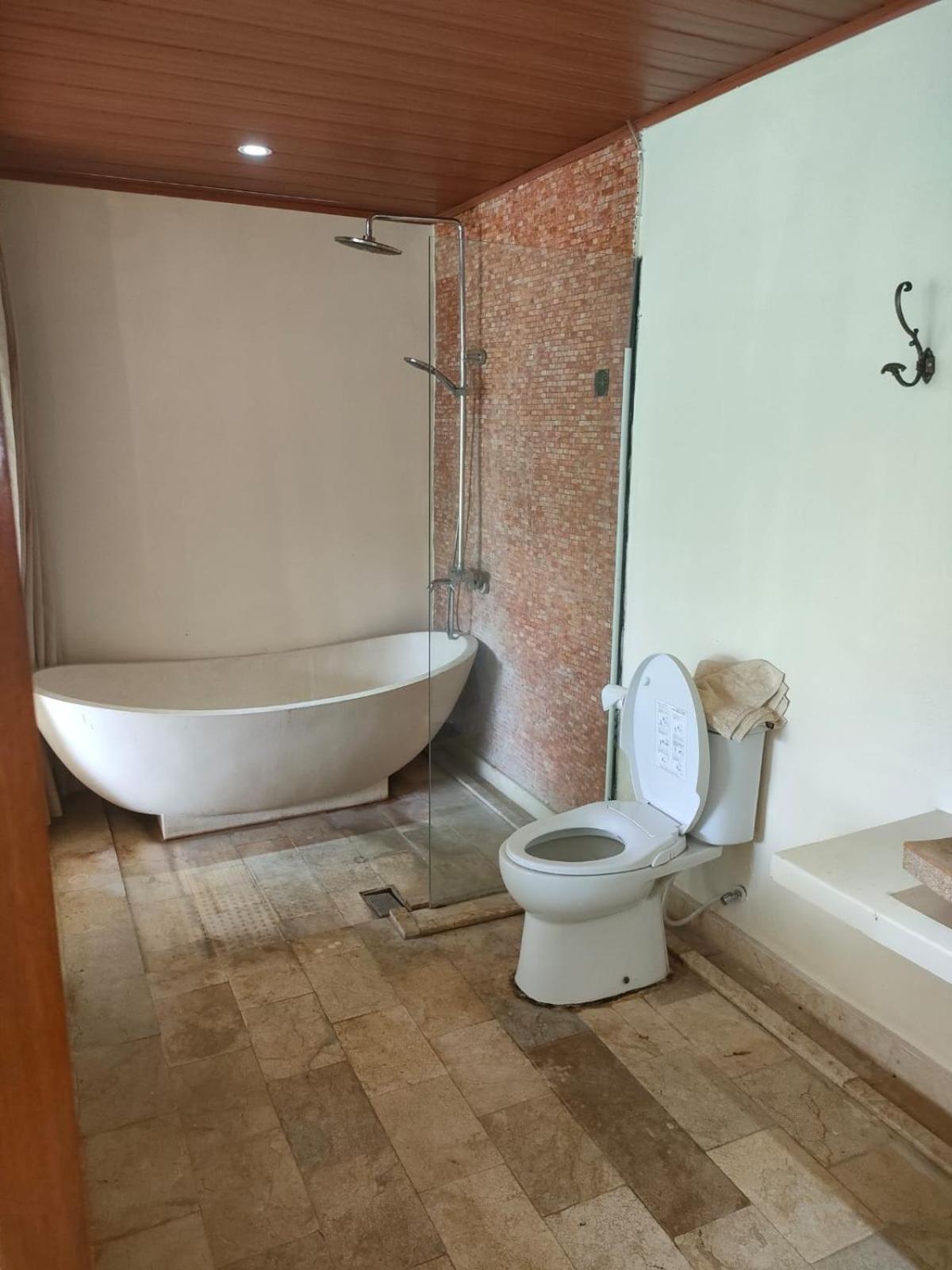 Villa Lotus 8 Canggu  Ngoại thất bức ảnh