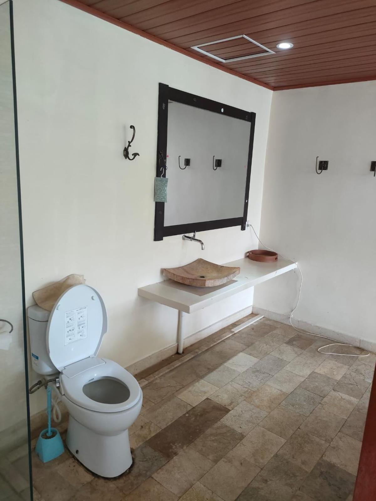 Villa Lotus 8 Canggu  Ngoại thất bức ảnh